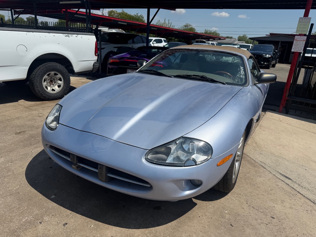 Photo 6 of this JAGUAR XK8