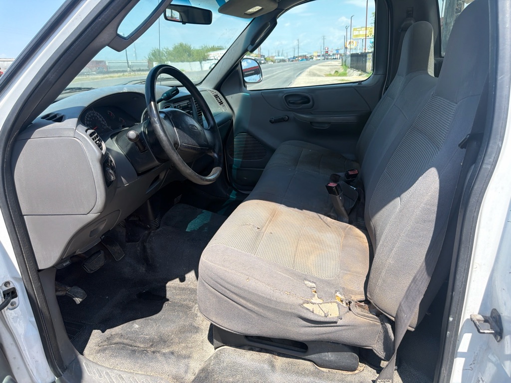 Photo 18 of this FORD F150