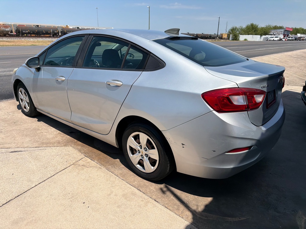 Photo 44 of this CHEVROLET CRUZE
