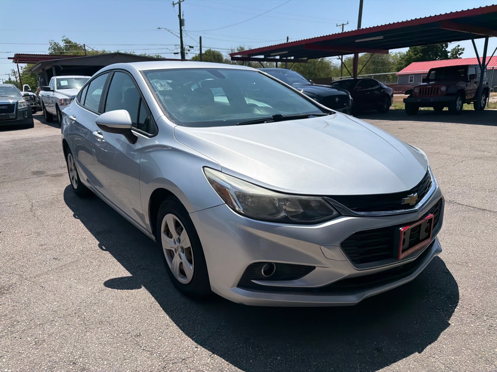 Photo 42 of this CHEVROLET CRUZE