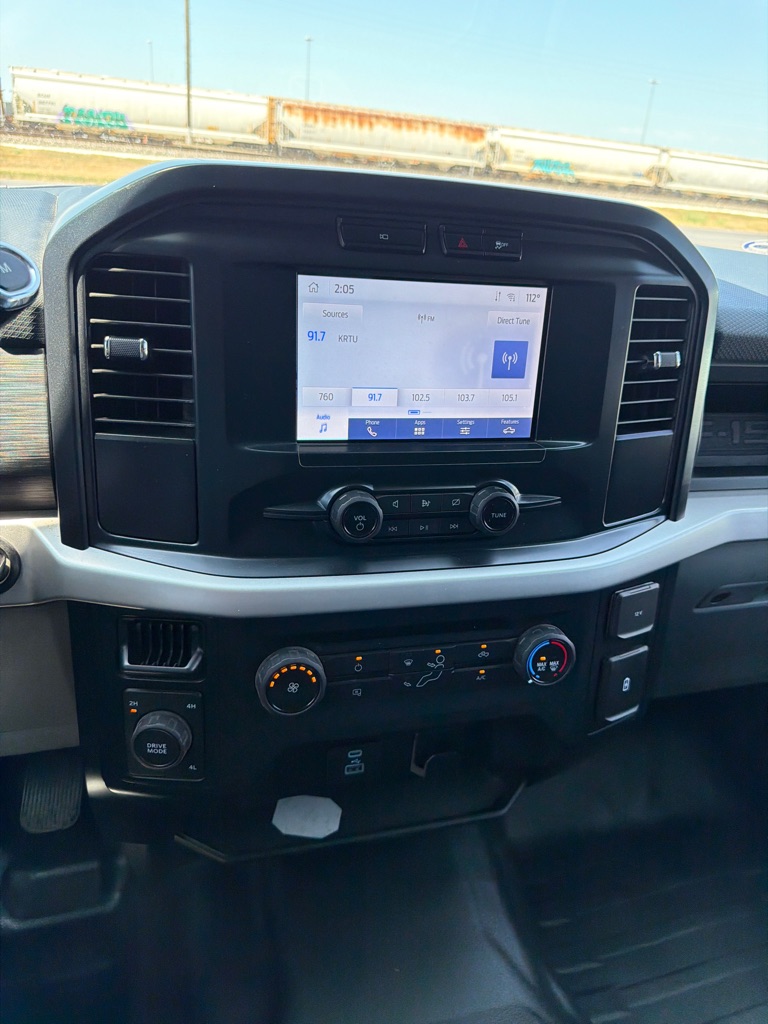 Photo 18 of this FORD F150