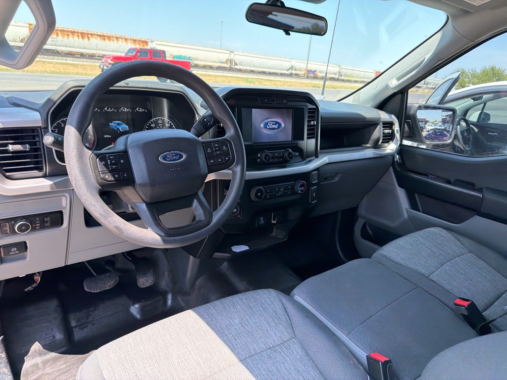 Photo 30 of this FORD F150