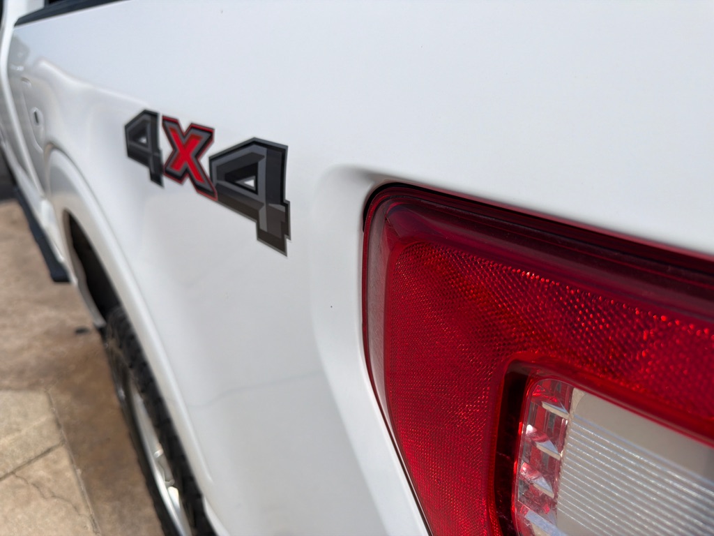 Photo 14 of this FORD F150