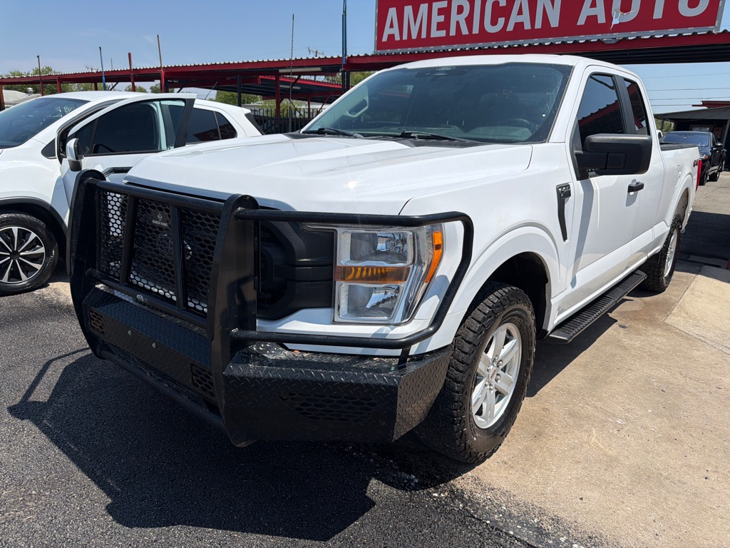 Photo 2 of this FORD F150