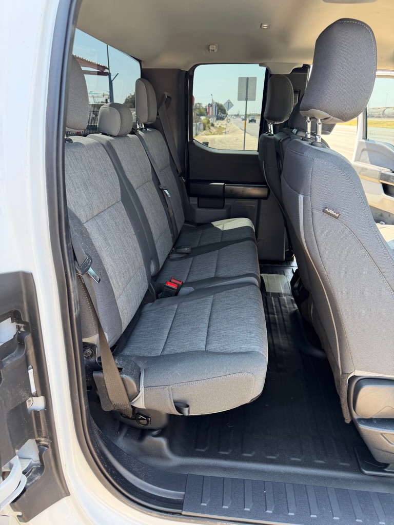 Photo 42 of this FORD F150