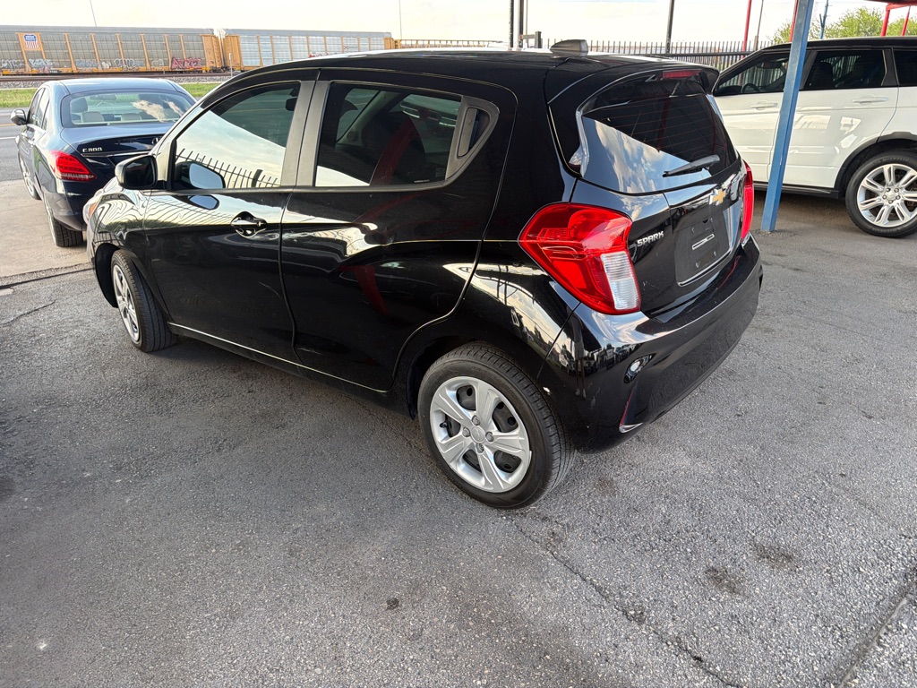 Photo 8 of this CHEVROLET SPARK