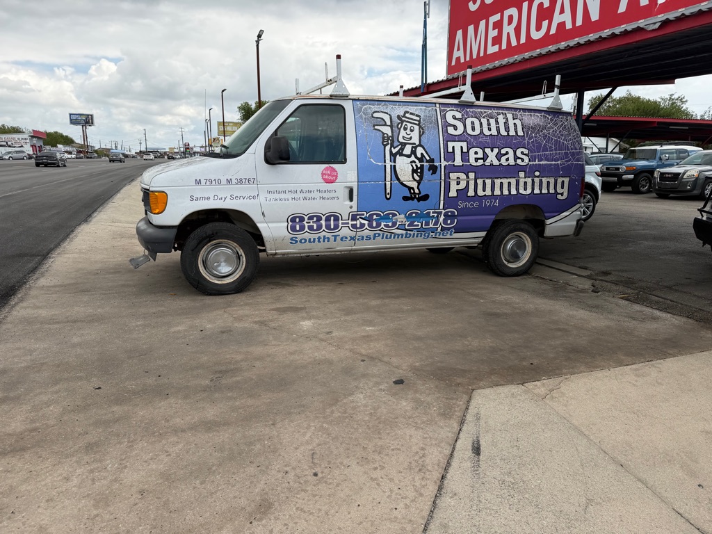 Photo 24 of this FORD ECONOLINE