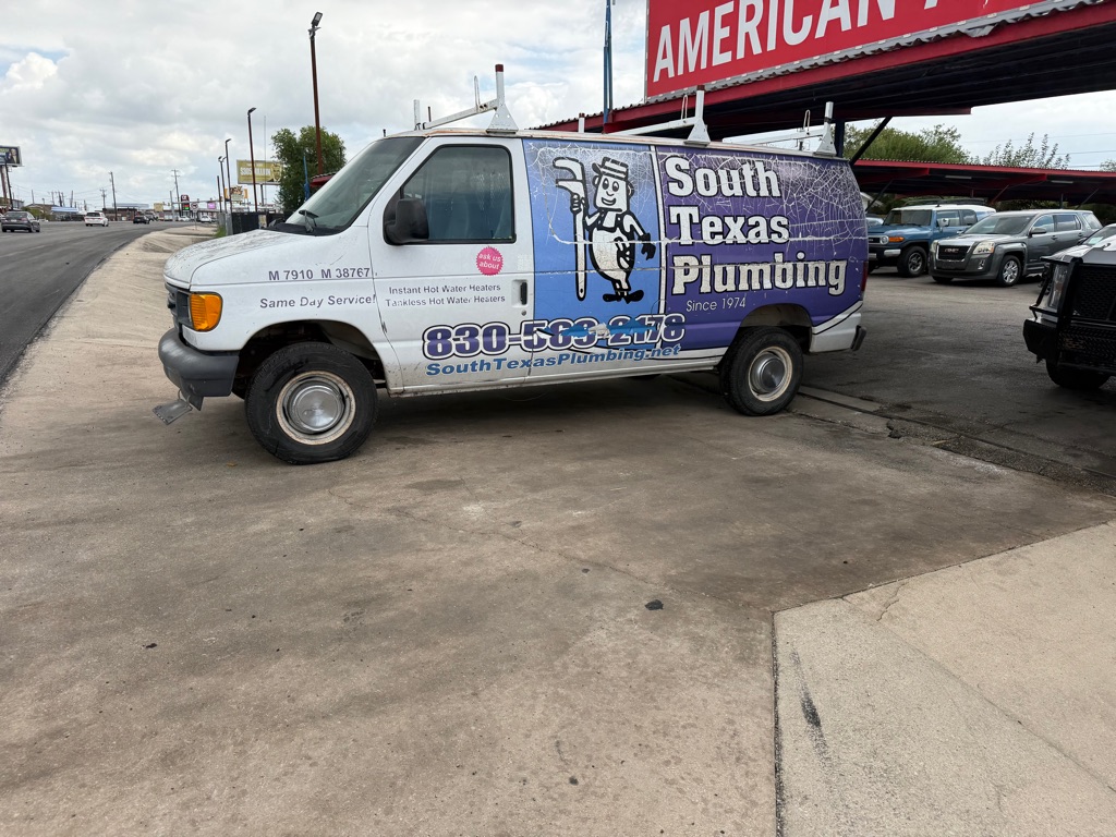 Photo 26 of this FORD ECONOLINE