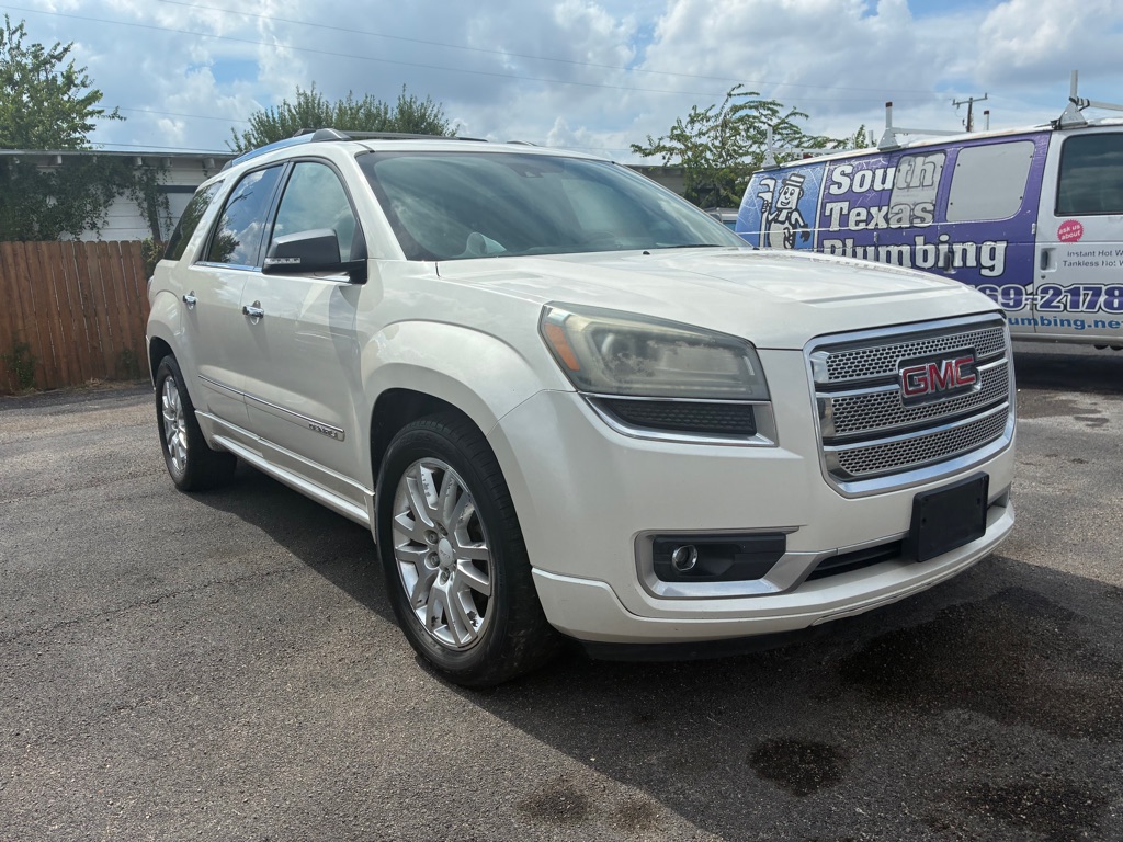 Photo 12 of this GMC ACADIA