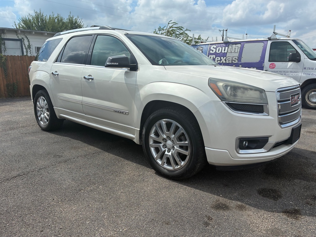 Photo 14 of this GMC ACADIA