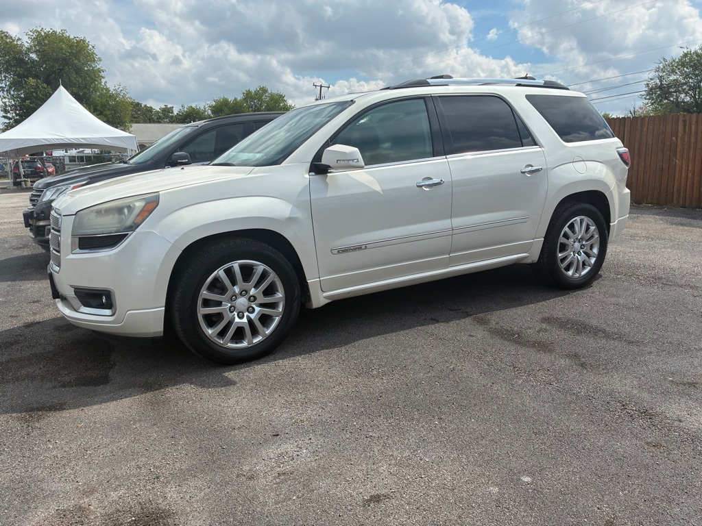 Photo 6 of this GMC ACADIA