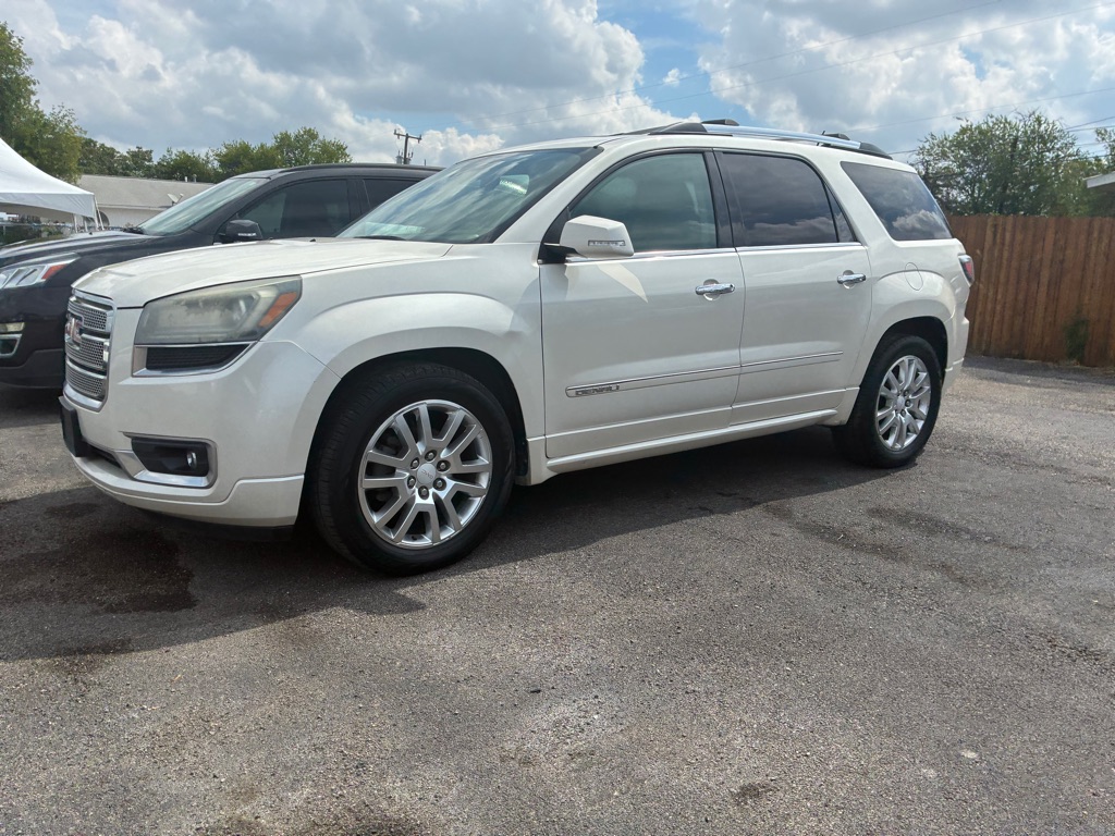 Photo 7 of this GMC ACADIA