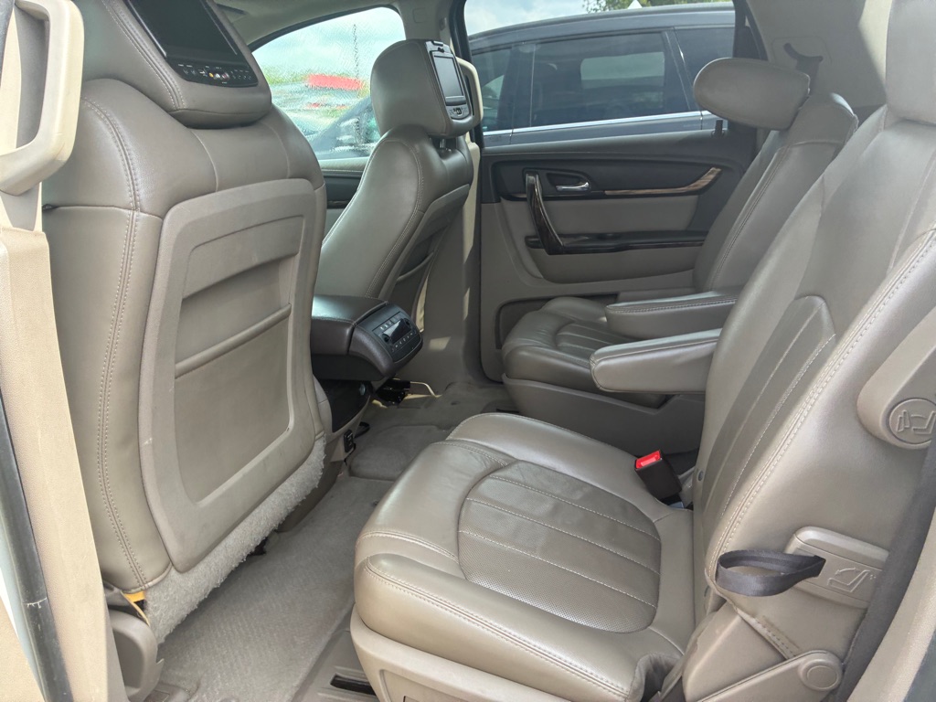 Photo 32 of this GMC ACADIA