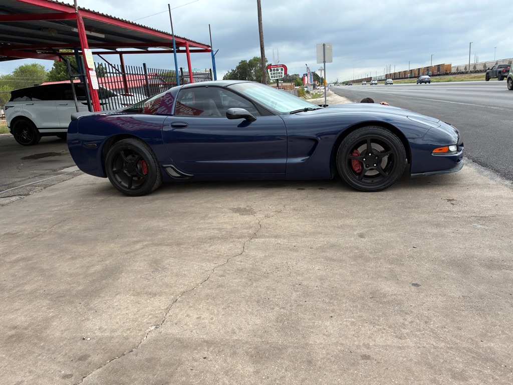 Photo 37 of this CHEVROLET CORVETTE