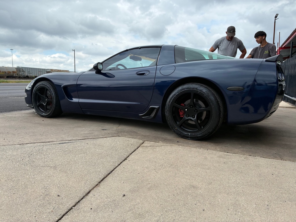 Photo 17 of this CHEVROLET CORVETTE