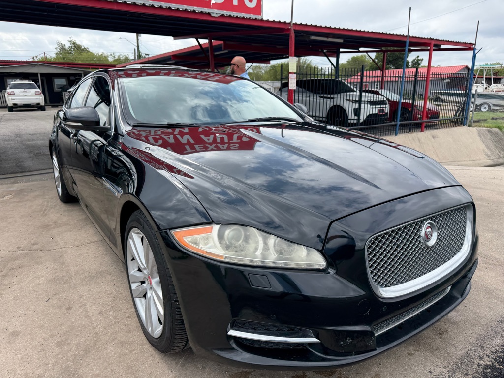 Photo 5 of this JAGUAR XJ