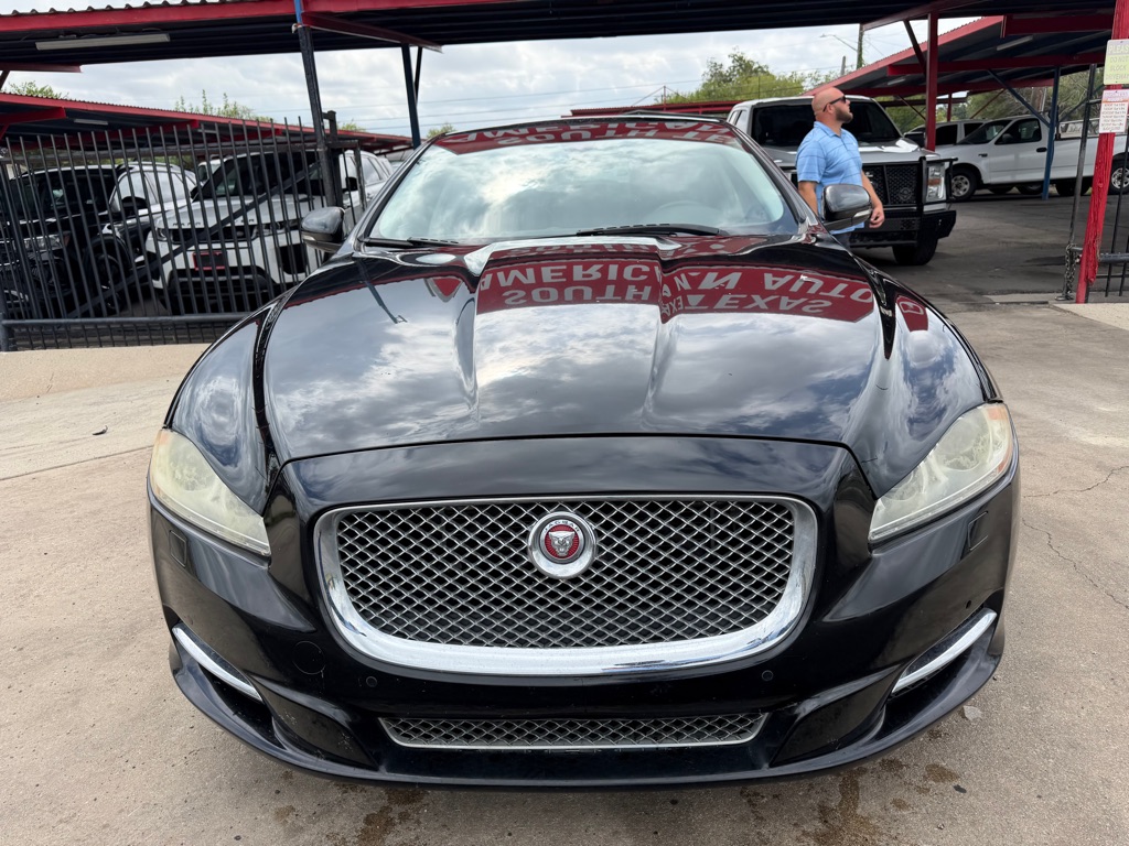 Photo 7 of this JAGUAR XJ