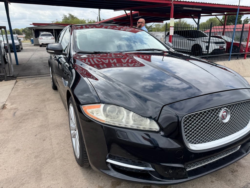 Photo 6 of this JAGUAR XJ