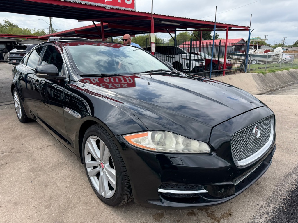 Photo 10 of this JAGUAR XJ