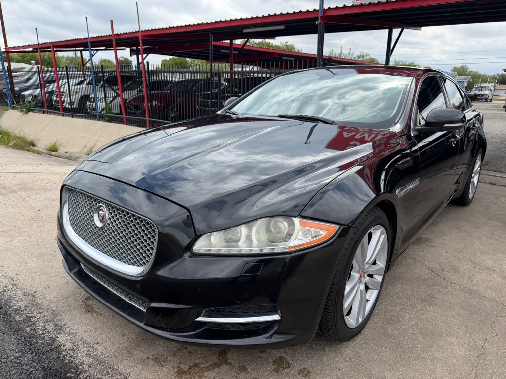 Photo 4 of this JAGUAR XJ