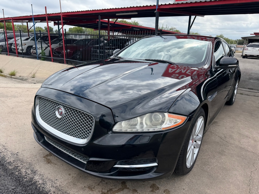 Photo 9 of this JAGUAR XJ