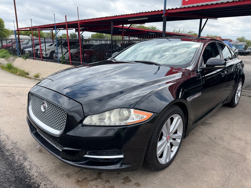 Photo 3 of this JAGUAR XJ