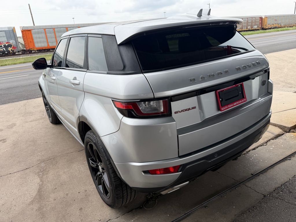 Photo 12 of this LAND ROVER RANGE ROVER EVO