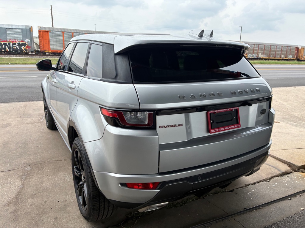 Photo 42 of this LAND ROVER RANGE ROVER EVO