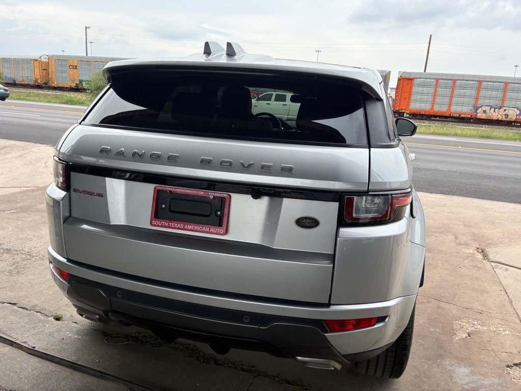 Photo 40 of this LAND ROVER RANGE ROVER EVO