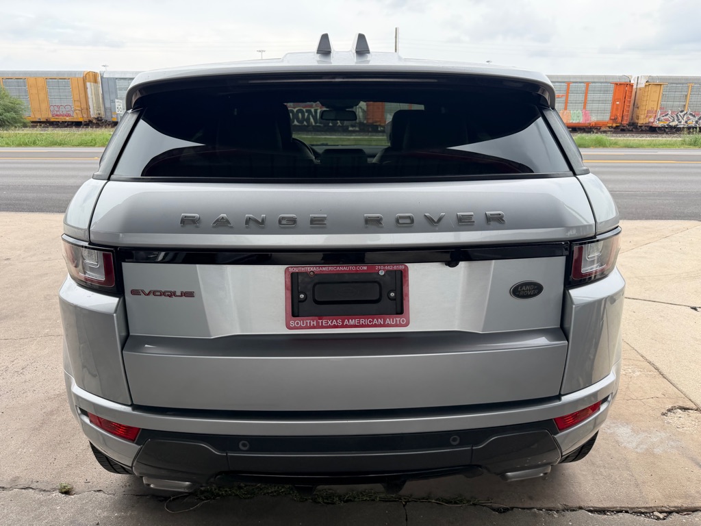 Photo 13 of this LAND ROVER RANGE ROVER EVO