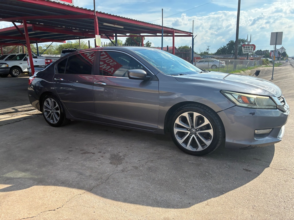 Photo 8 of this HONDA ACCORD