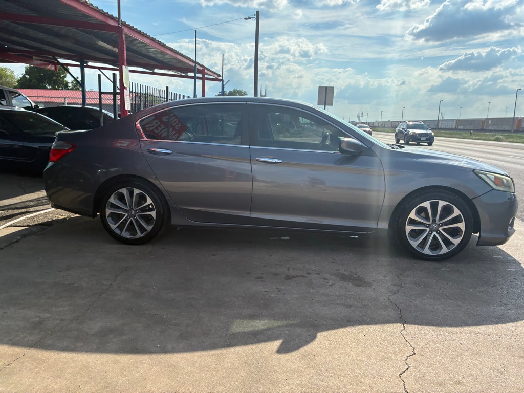 Photo 14 of this HONDA ACCORD
