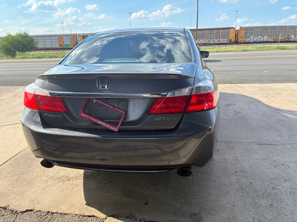 Photo 17 of this HONDA ACCORD