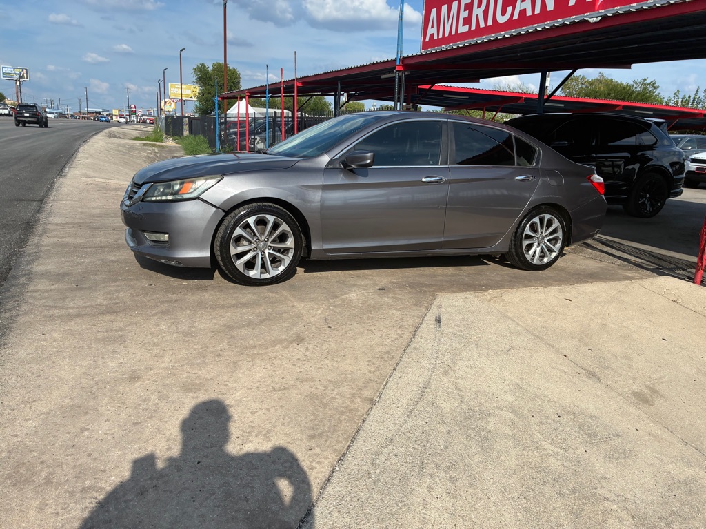Photo 4 of this HONDA ACCORD