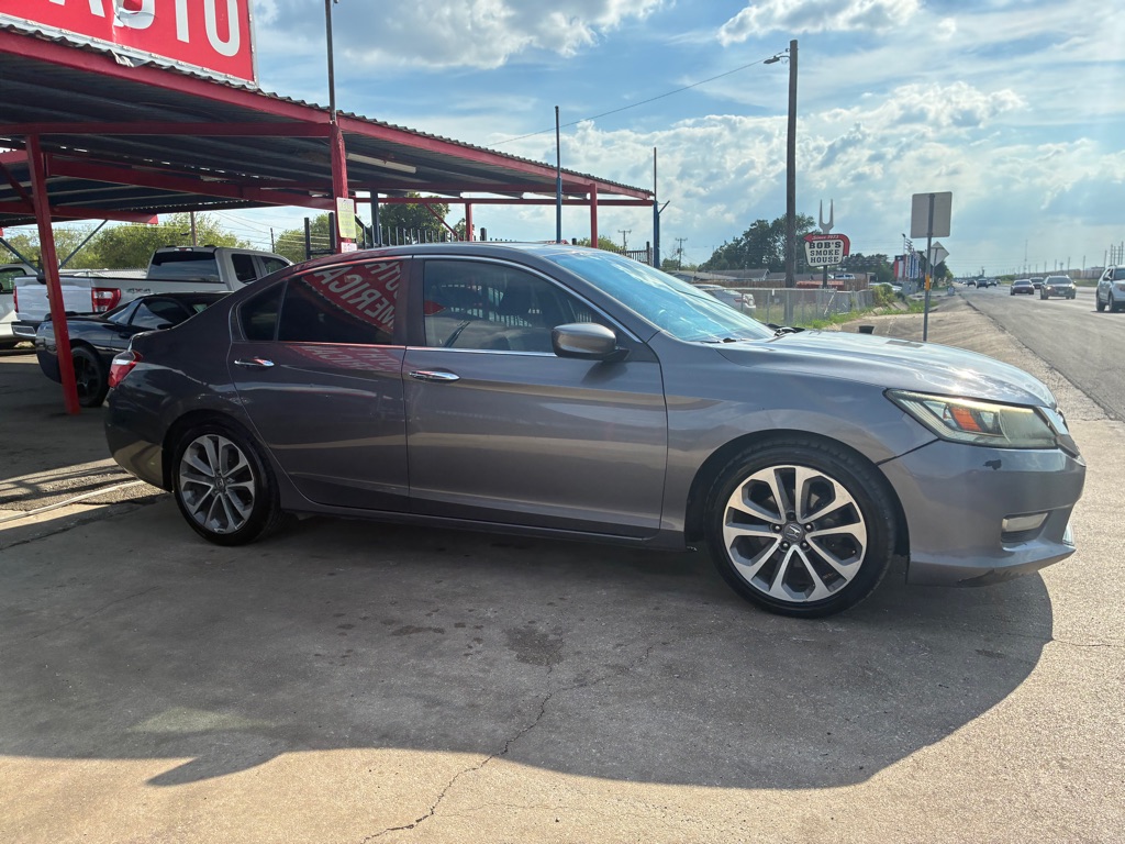 Photo 10 of this HONDA ACCORD