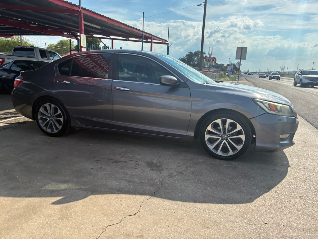 Photo 11 of this HONDA ACCORD