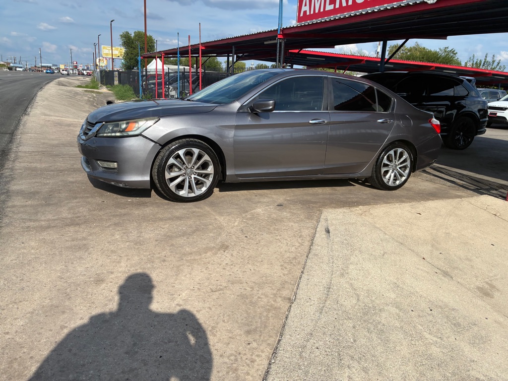 Photo 3 of this HONDA ACCORD