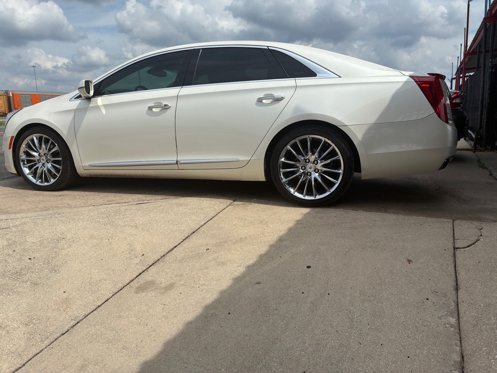 Photo 12 of this CADILLAC XTS