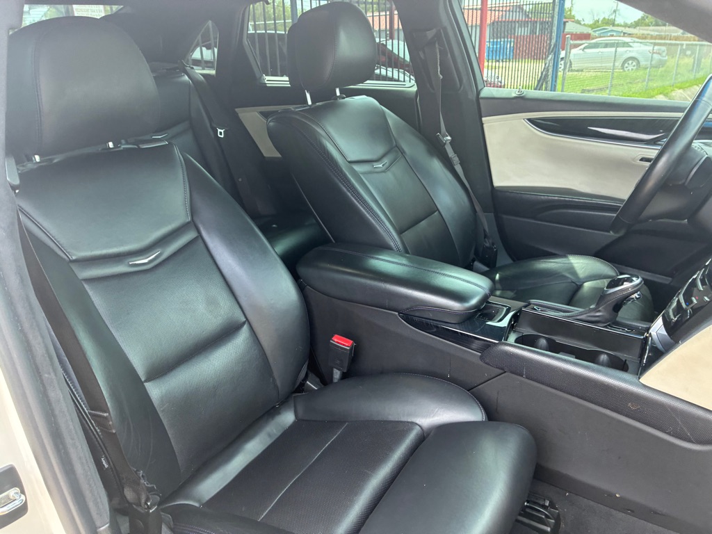 Photo 21 of this CADILLAC XTS