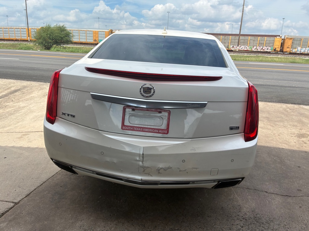 Photo 11 of this CADILLAC XTS