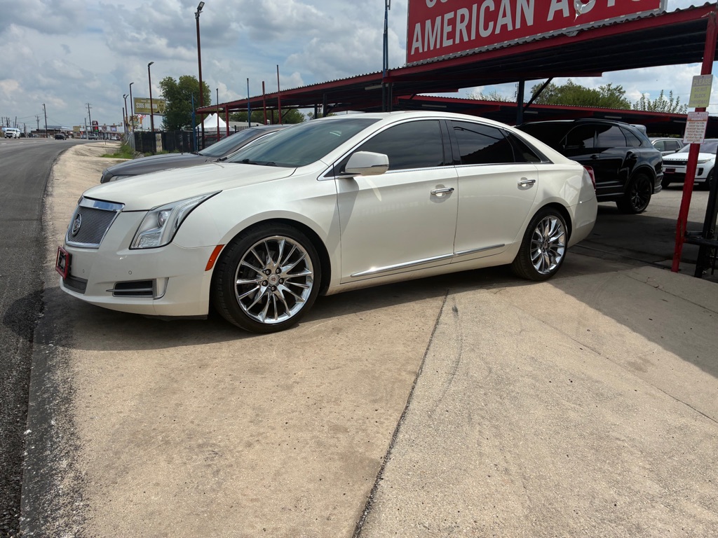 Photo 14 of this CADILLAC XTS