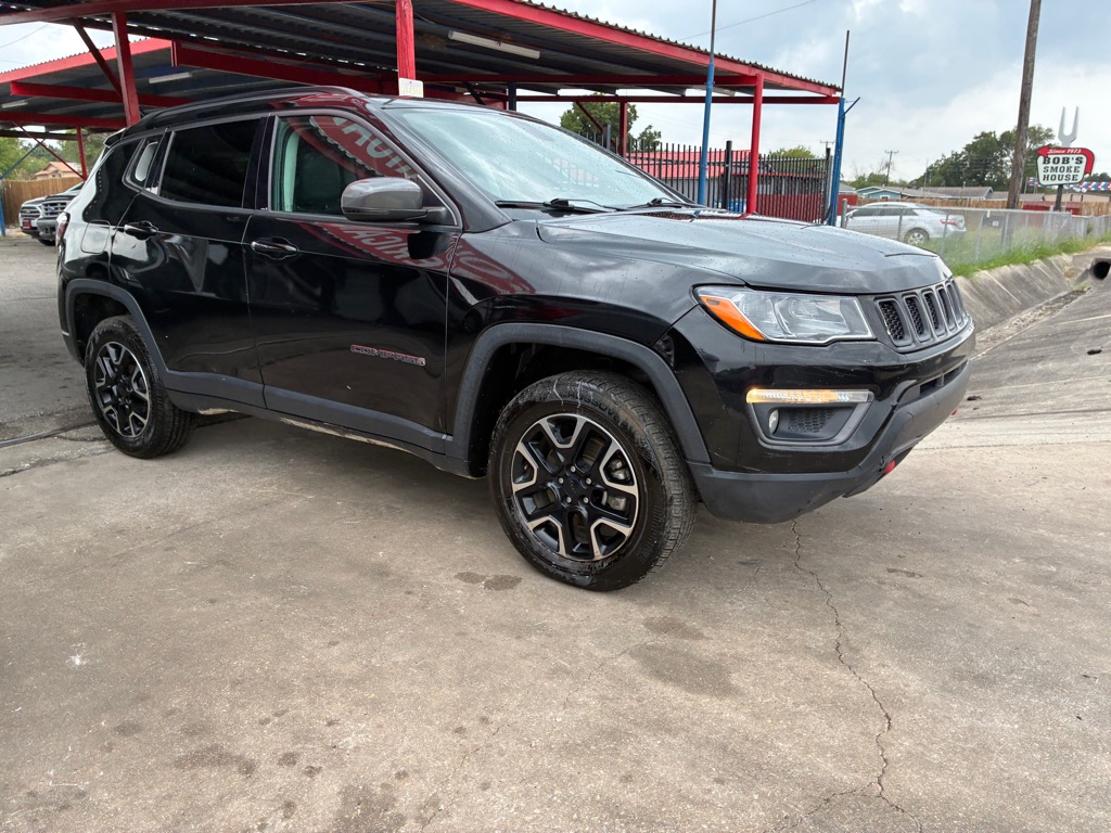 Photo 9 of this JEEP COMPASS