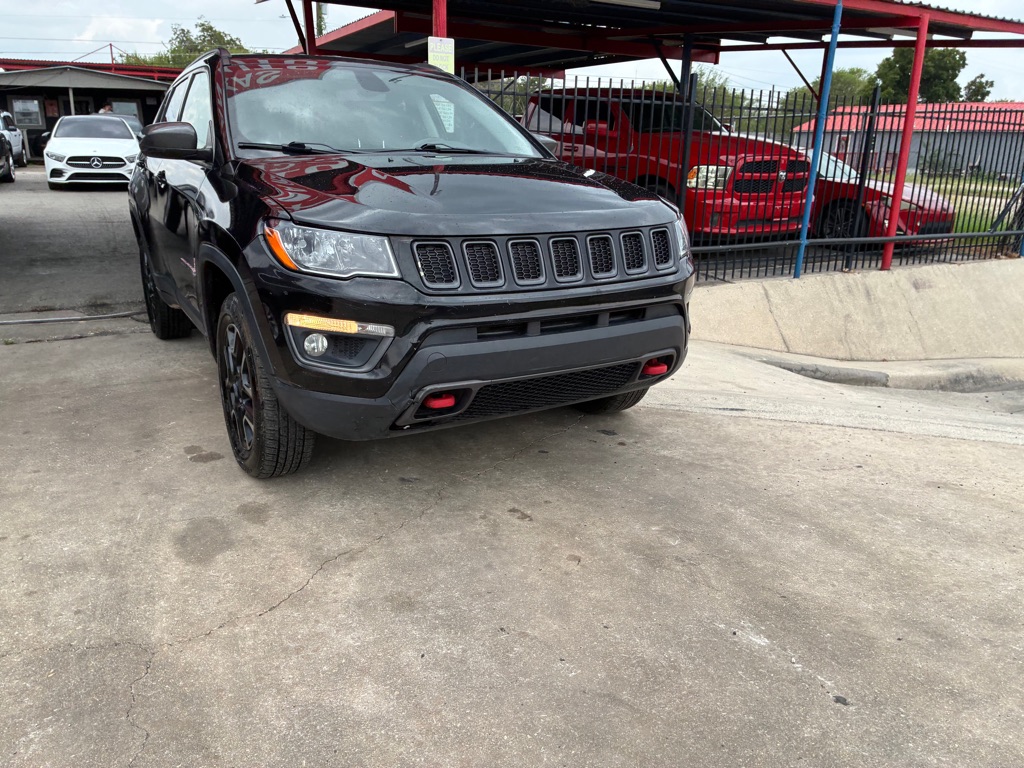 Photo 7 of this JEEP COMPASS