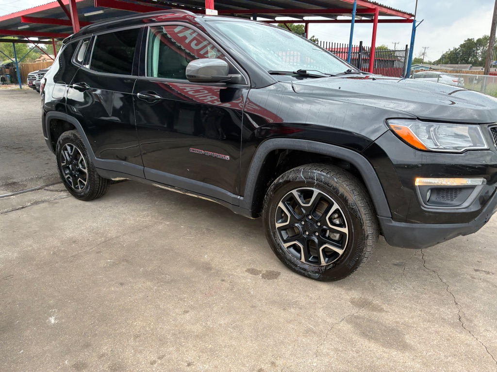 Photo 13 of this JEEP COMPASS