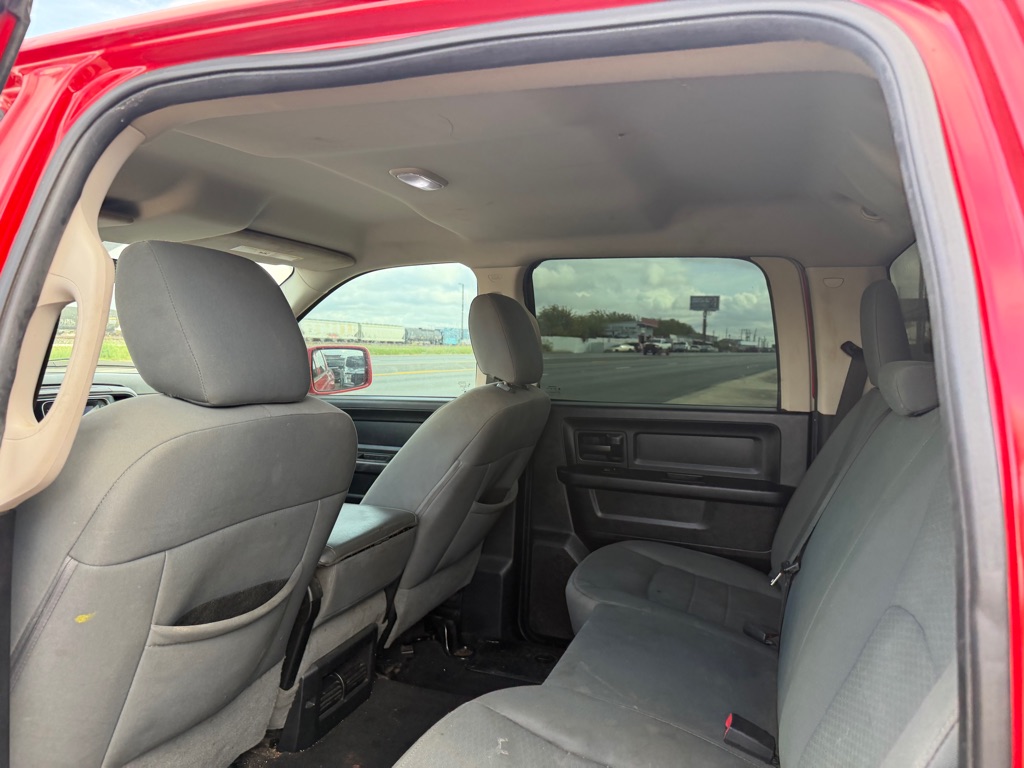 Photo 7 of this RAM 1500
