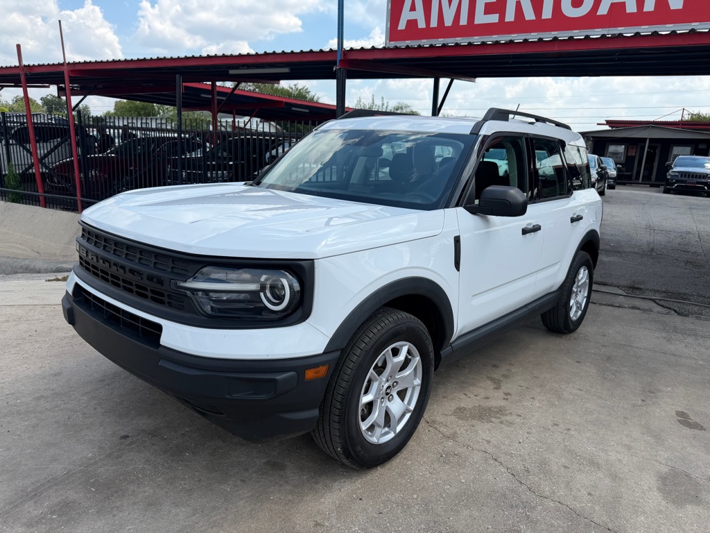 Photo 17 of this FORD BRONCO SPORT