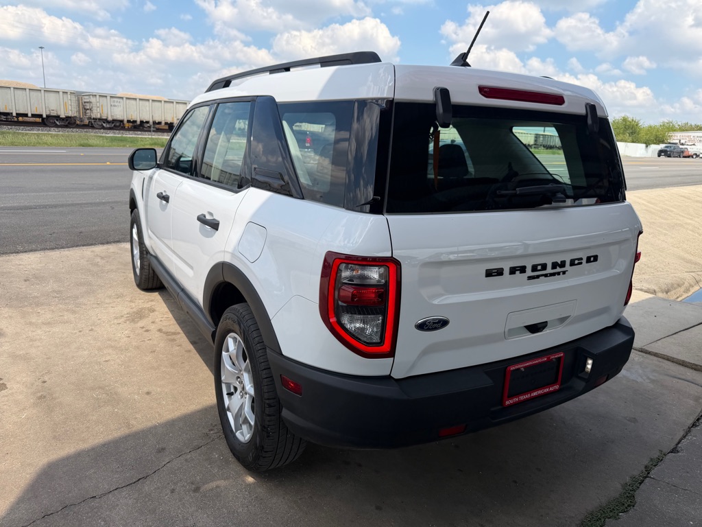Photo 29 of this FORD BRONCO SPORT