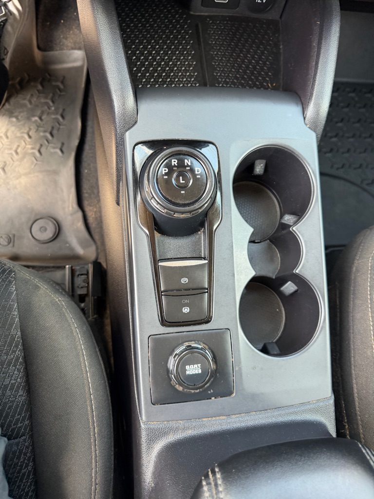 Photo 36 of this FORD BRONCO SPORT