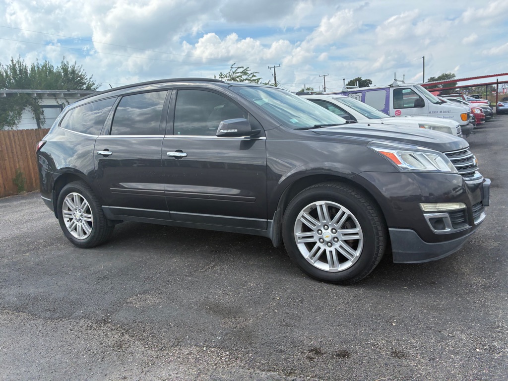 Photo 10 of this CHEVROLET TRAVERSE