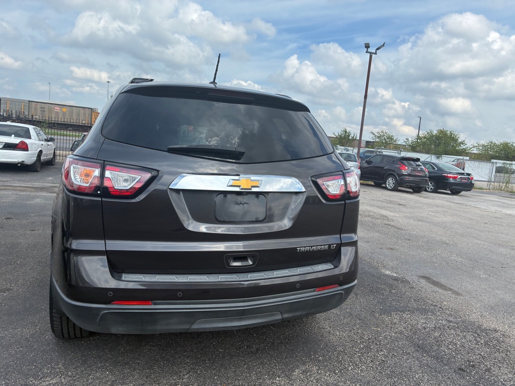 Photo 16 of this CHEVROLET TRAVERSE